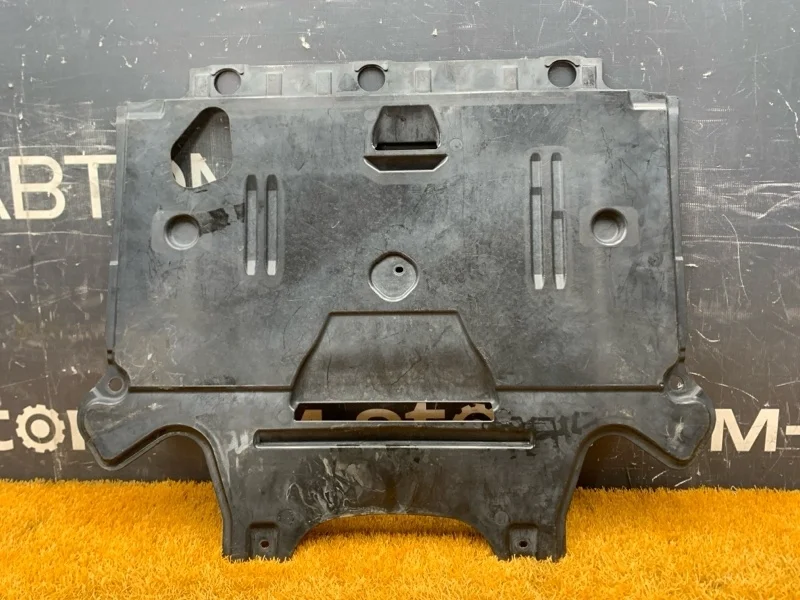 Защита двигателя Audi A4 2009 8K2863822J B8/8K CDH