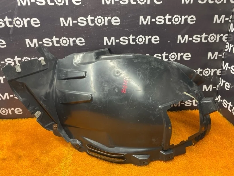 Подкрылок Mercedes-Benz M-Class 2012 A1668800505 W166 642.826, передний левый