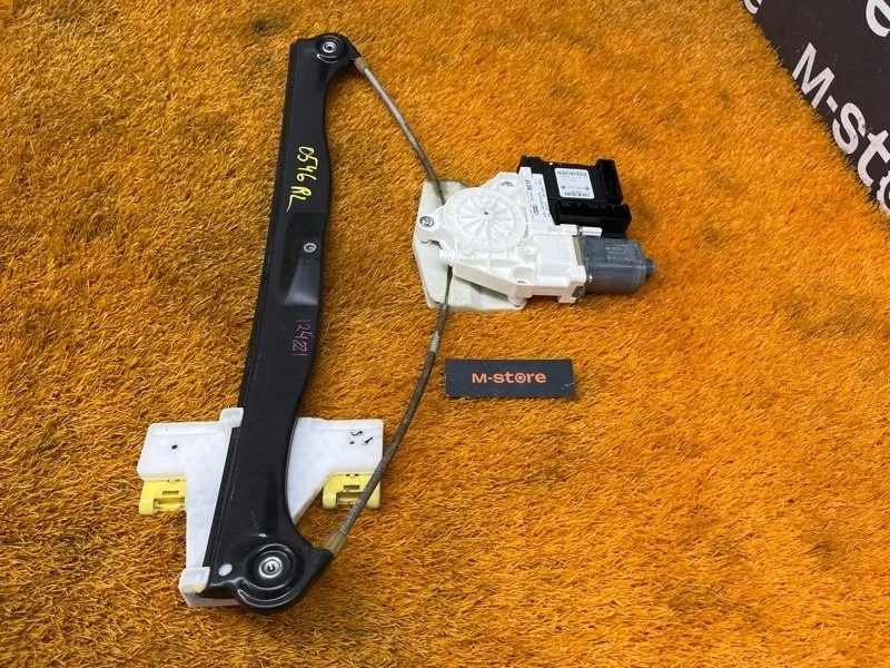 Стеклоподъемник Audi A3 2011 8P4959801F 8P CAXC, задний левый