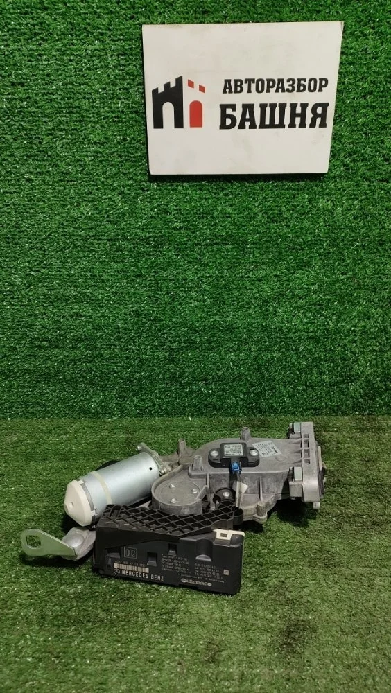 Доводчик двери багажника Mercedes GLK 2013 A2048203042 276.957