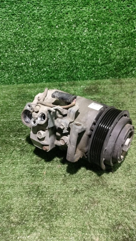 Компрессор кондиционера Mercedes GLK 2013 A0008302100 276.957