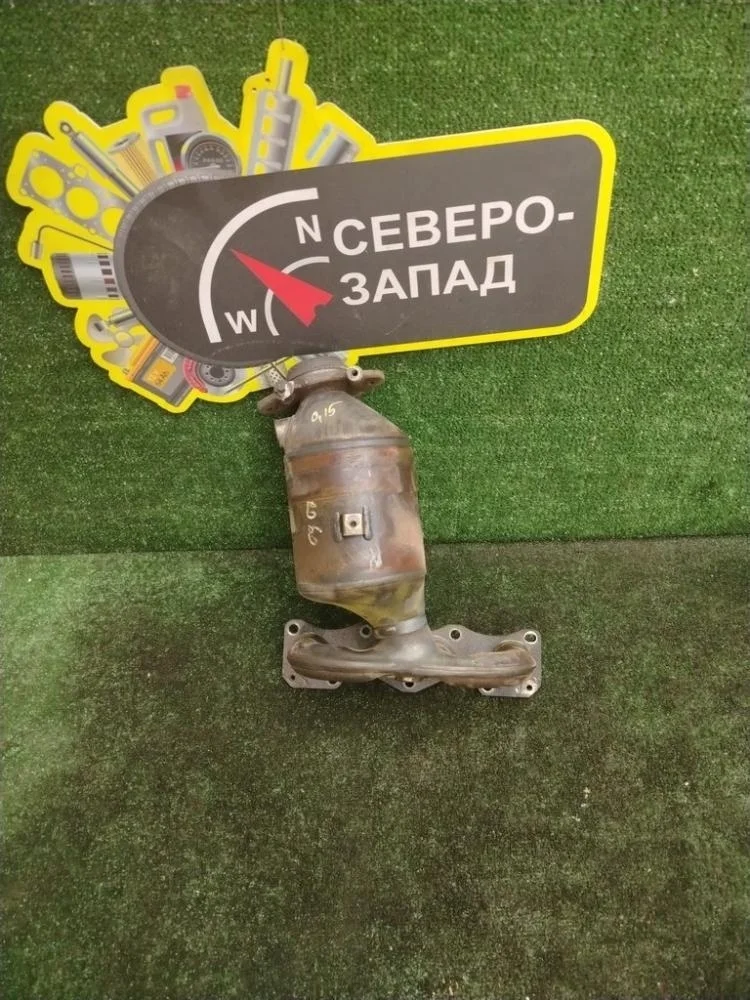 Коллектор выпускной с катализатором Renault Sandero Stepway 2018 208A03629R X52 K7M812