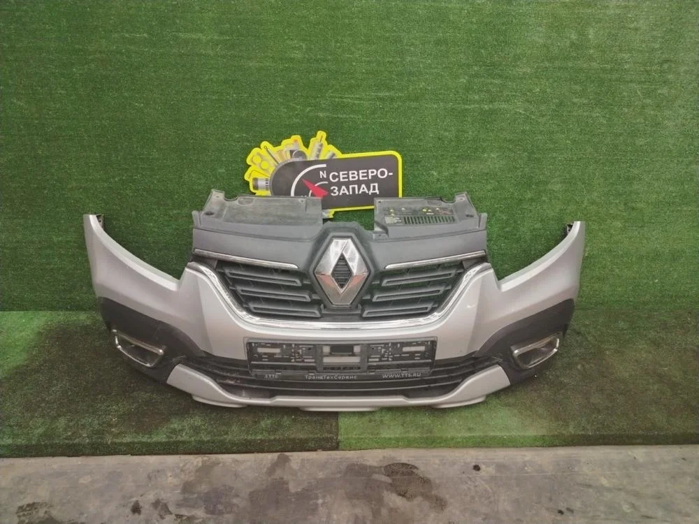 Бампер Renault Sandero Stepway 2018 620220494R X52 K7M812, передний