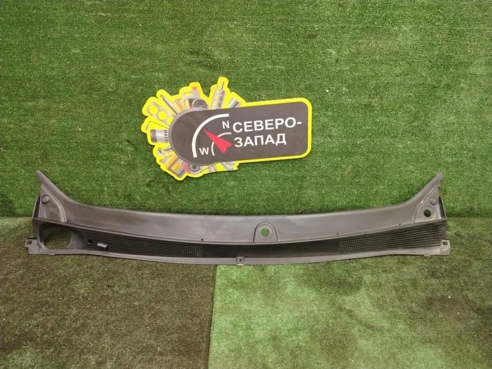 Жабо Renault Sandero Stepway 2018 668113292R X52 K7M812