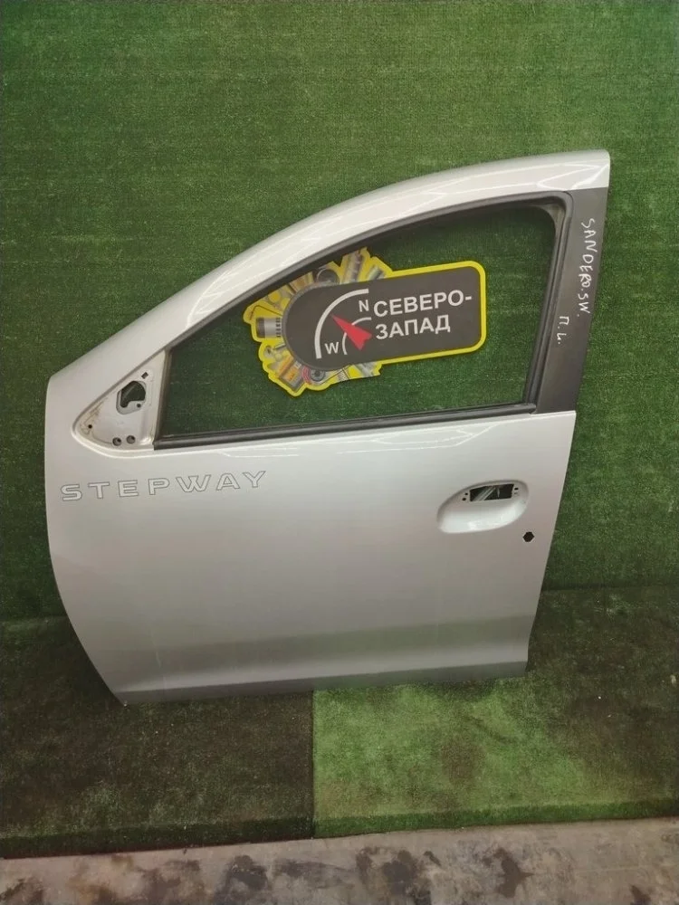 Дверь Renault Sandero Stepway 2018 801012479R X52 K7M812, передняя левая