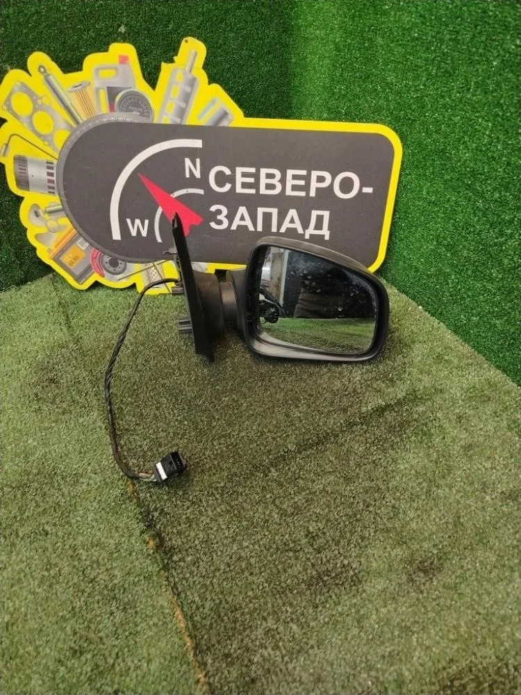 Зеркало Renault Sandero Stepway 2018 963019406R X52 K7M812, правое