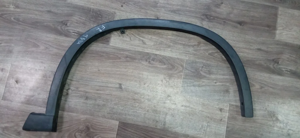 Б.у. расширитель крыла NISSAN X-TRAIL T31 NISSAN X-TRAIL T31