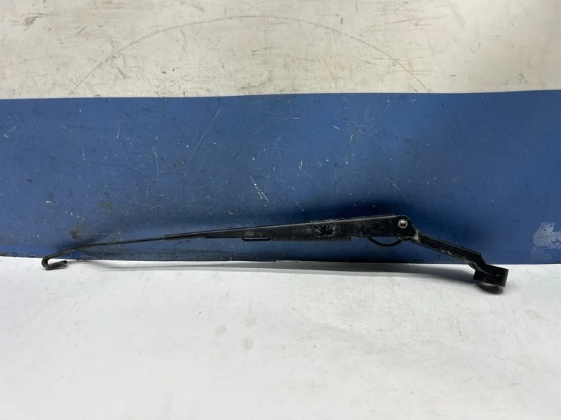 Поводок дворника Chevrolet Lacetti 2010 95211018 J200, передний левый