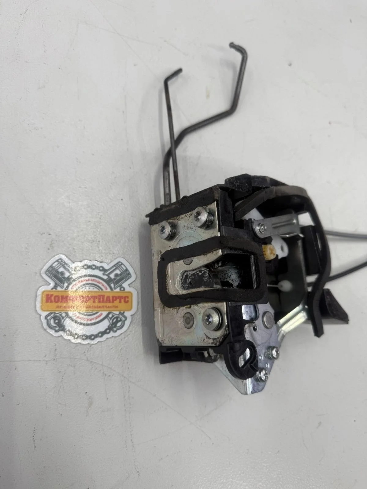 Замок двери передней левой Kia Rio II (2005—2009)