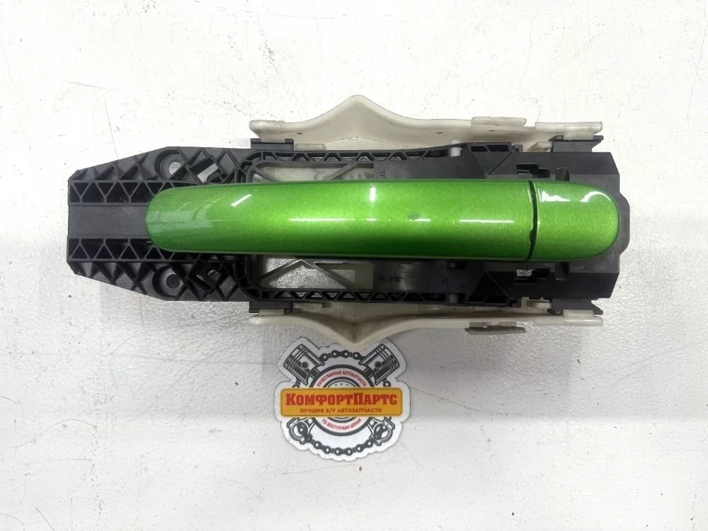 Ручка двери наружная Skoda Rapid I (2012—2017)