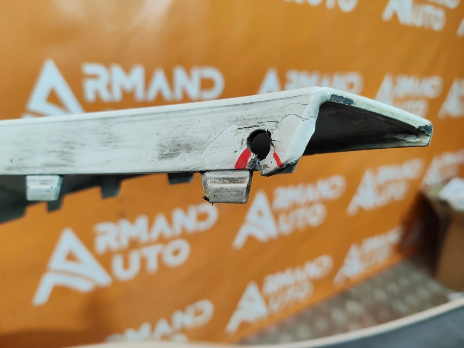 Кулак поворотный Renault Sandero Stepway 2018 400158414R X52 K7M812, передний левый