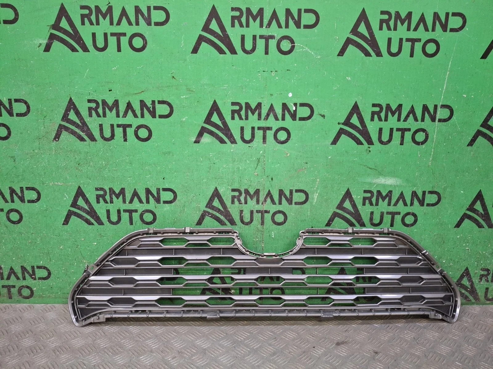 Решетка радиатора Toyota RAV4 2018-нв 5 XA50