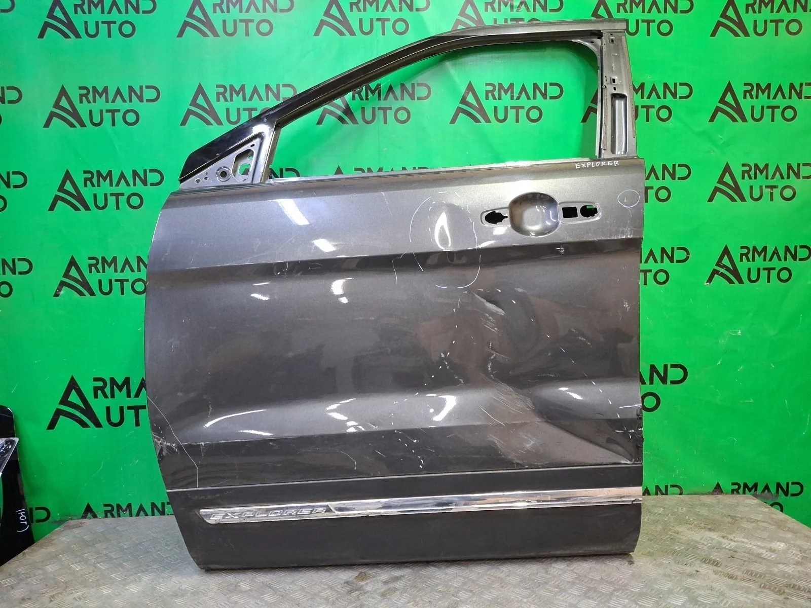 Дверь Ford Explorer 2015-2019 U502