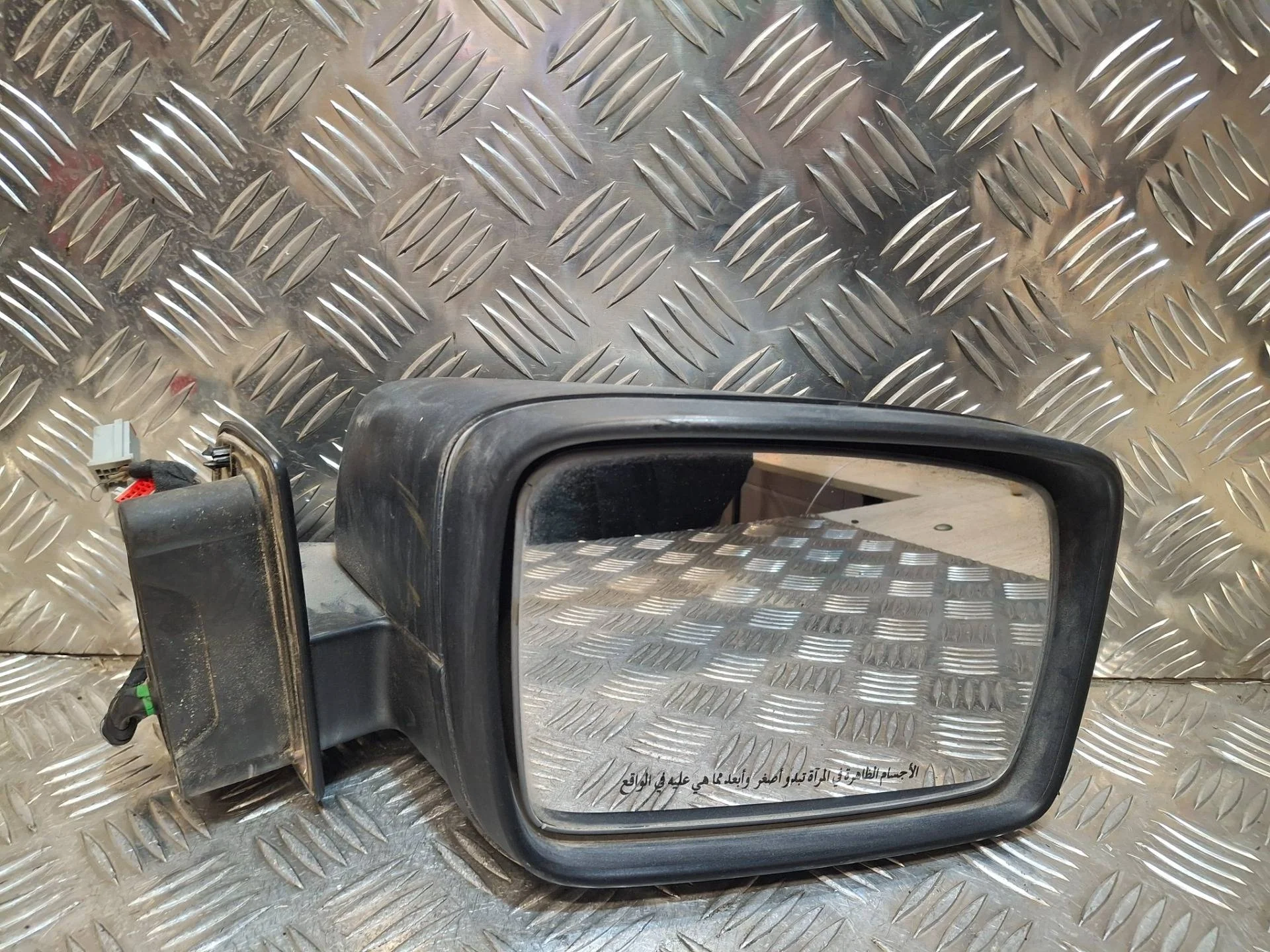 зеркало наружное правое Land Rover Discovery 3 L319  не крашен