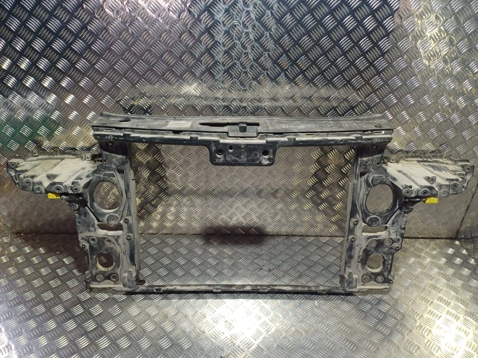 передняя панель (телевизор) Porsche Cayenne 955