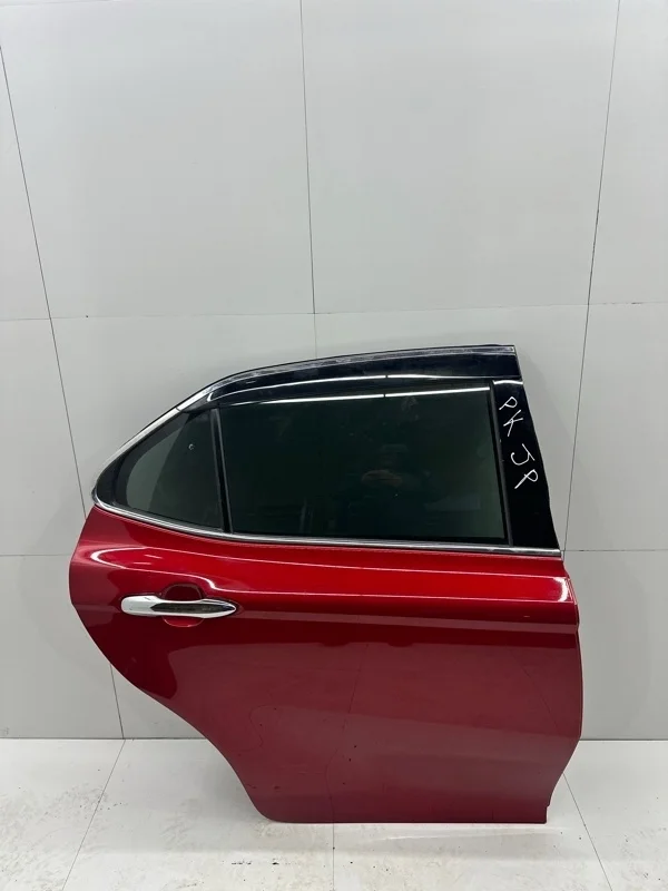 Дверь Toyota Camry 2020 6700306330 70, задняя правая