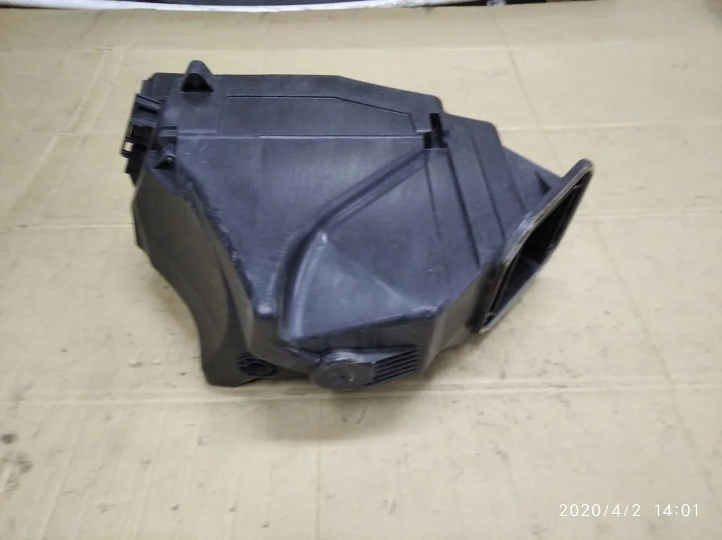 Корпус блока предохранителей Mercedes-Benz