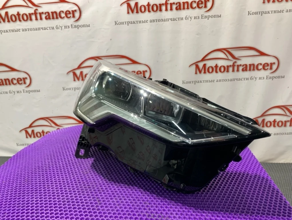 Фара светодиодная Audi Q3 83A941034 F3, правая