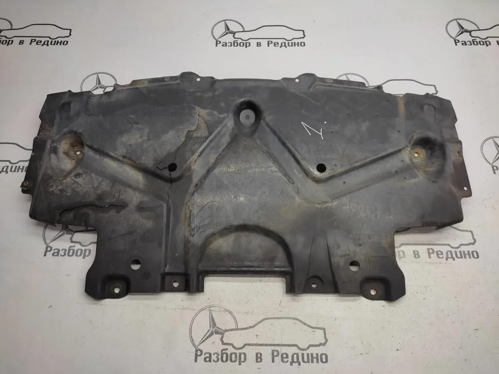 Защита двигателя Mercedes-Benz