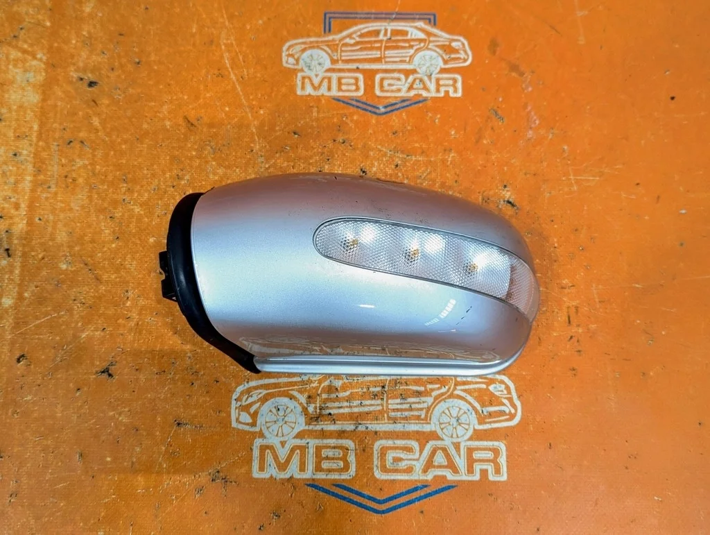 Зеркало левое Mercedes-Benz