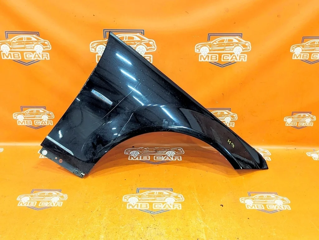 Крыло переднее правое Mercedes-Benz