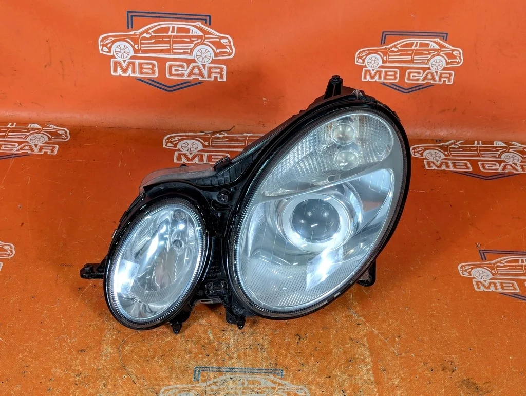 Фара левая Mercedes-Benz
