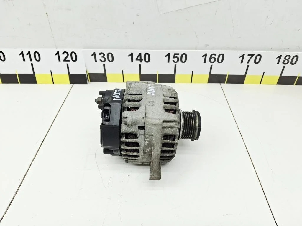 Генератор Opel Insignia