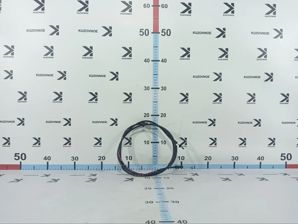 Трос замка капота Ford Focus 2015 CB8