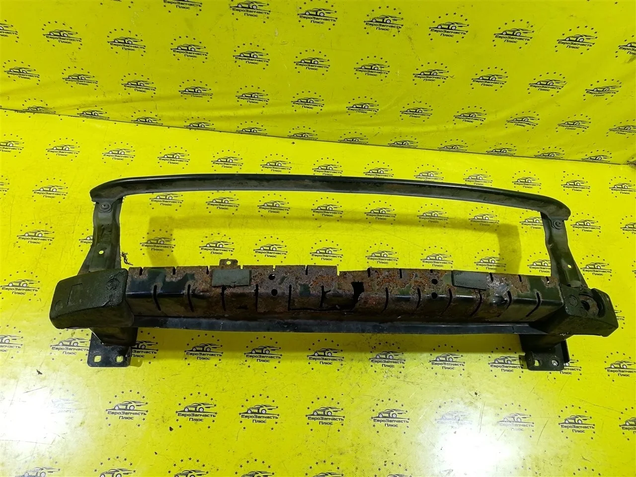 Усилитель бампера Volkswagen Polo 6R0807651A MK5, передний