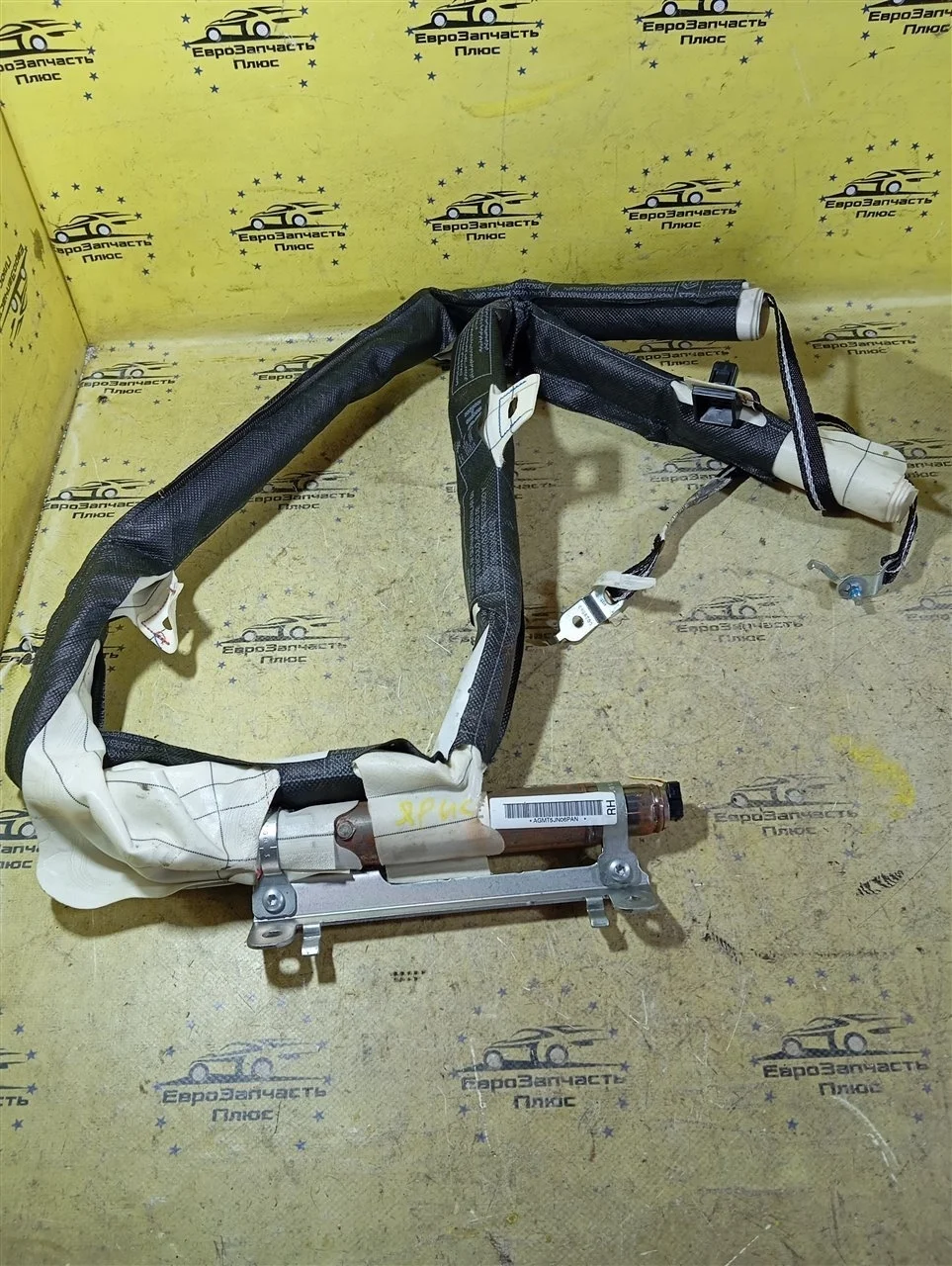 Шторка безопасности Toyota Yaris 2SZFE XP90, правая