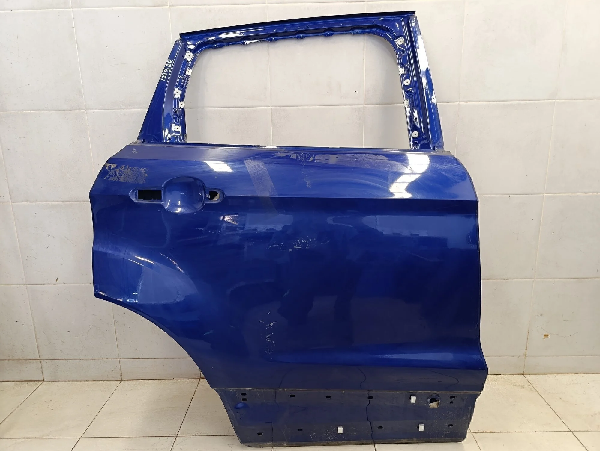 Дверь задняя правая Kuga 2012>