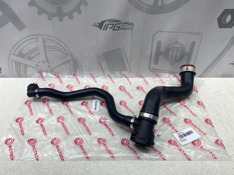 Патрубок ож Mercedes-benz W212