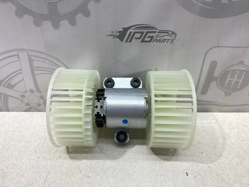 Моторчик печки BMW X5 E53