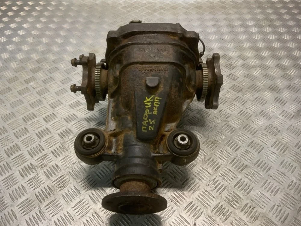 Задний редуктор Nissan Pathfinder R51