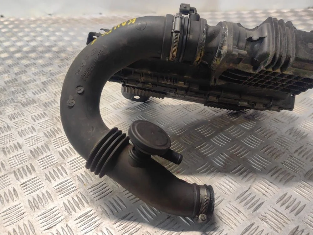 Патрубок воздушного фильтра Renault Kangoo I