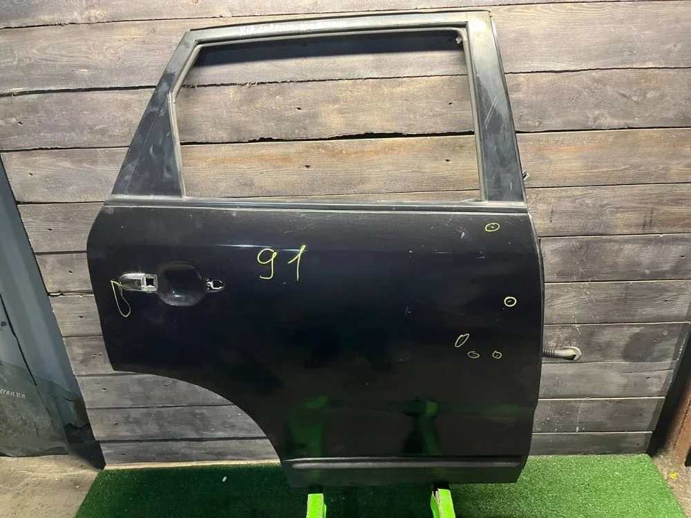 Дверь задняя правая  Kia Sorento 2