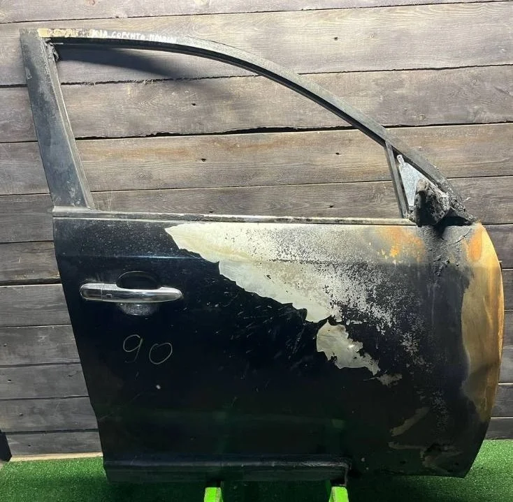 Дверь передняя правая Kia Sorento 2