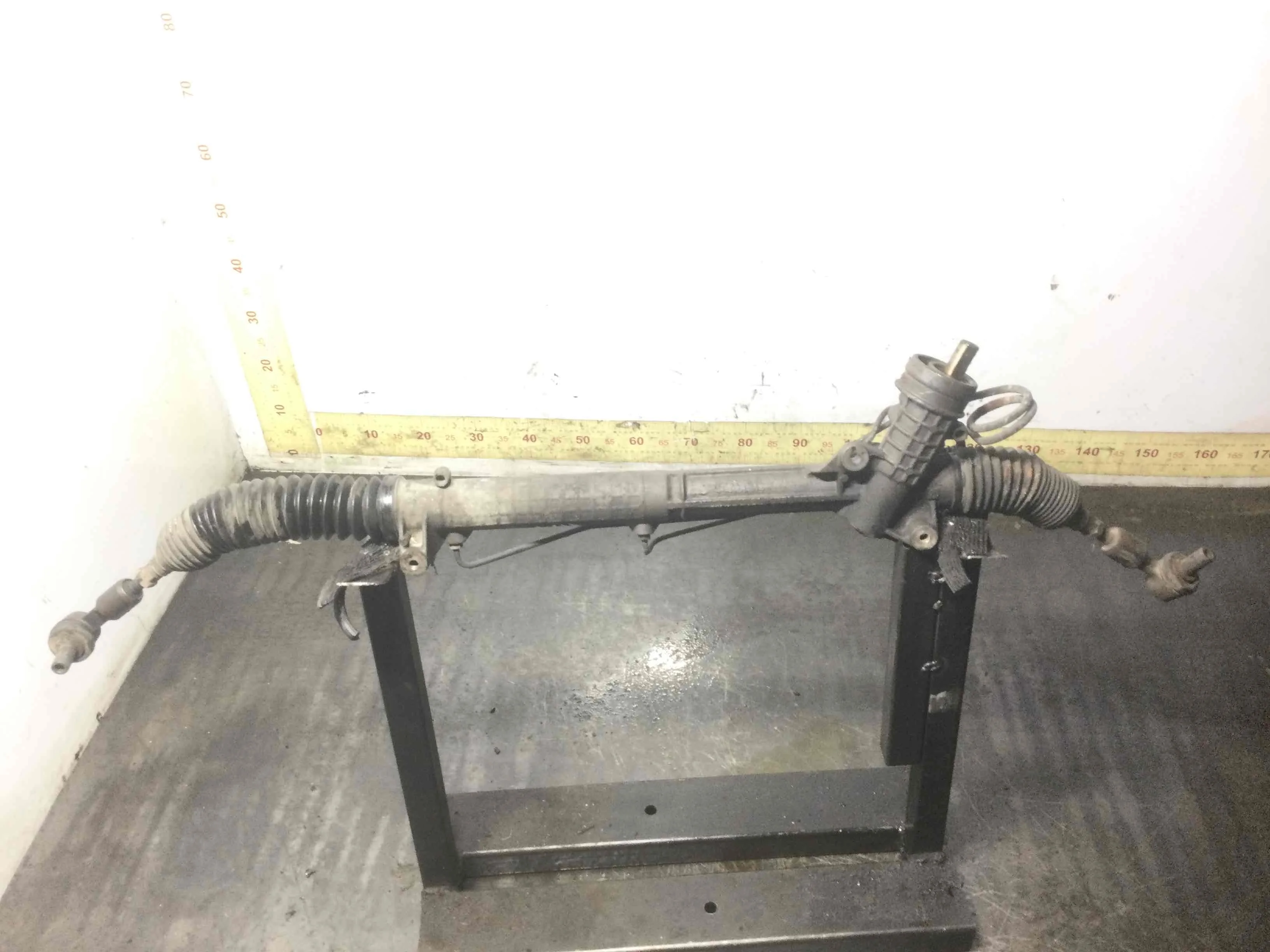 Рулевая рейка Audi A4 B5 [рестайлинг] (1999-2001) бензин 1.6 i Механика Седан