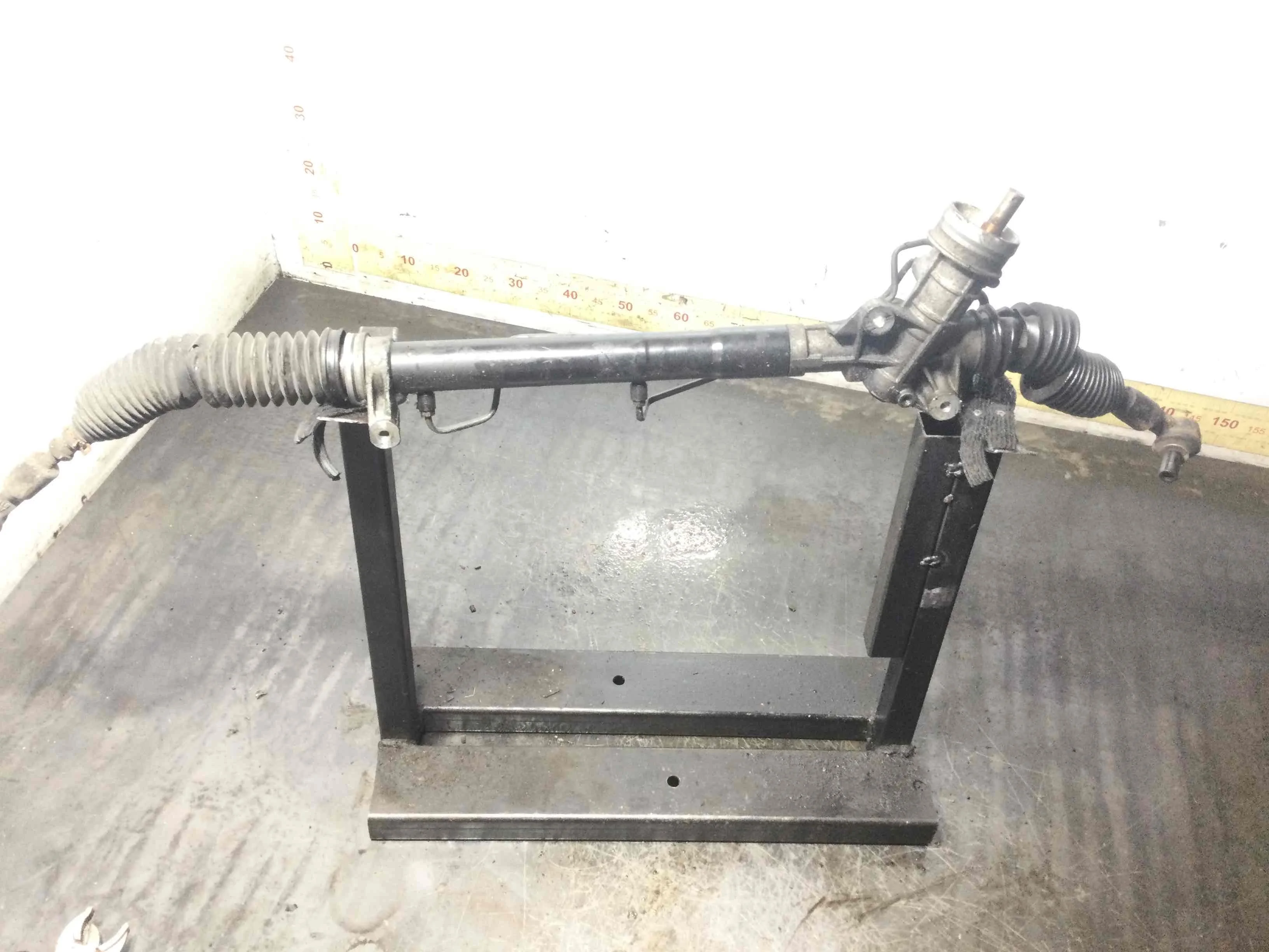 Рулевая рейка Audi A4 B5 [рестайлинг] (1999-2001) дизель 1.9 TDI Механика Седан