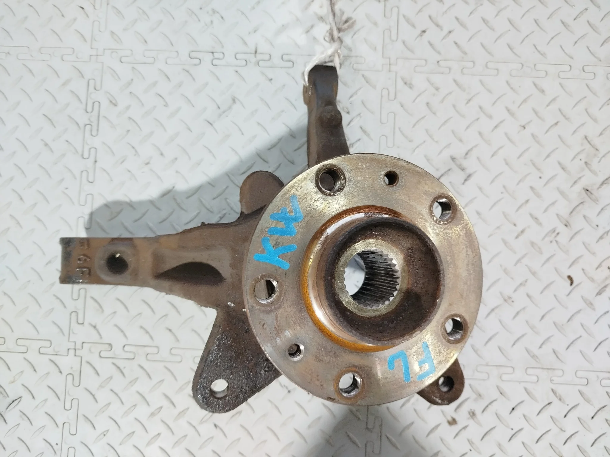 СТУПИЦА RENAULT ПЕРЕД ЛЕВО 8200755585