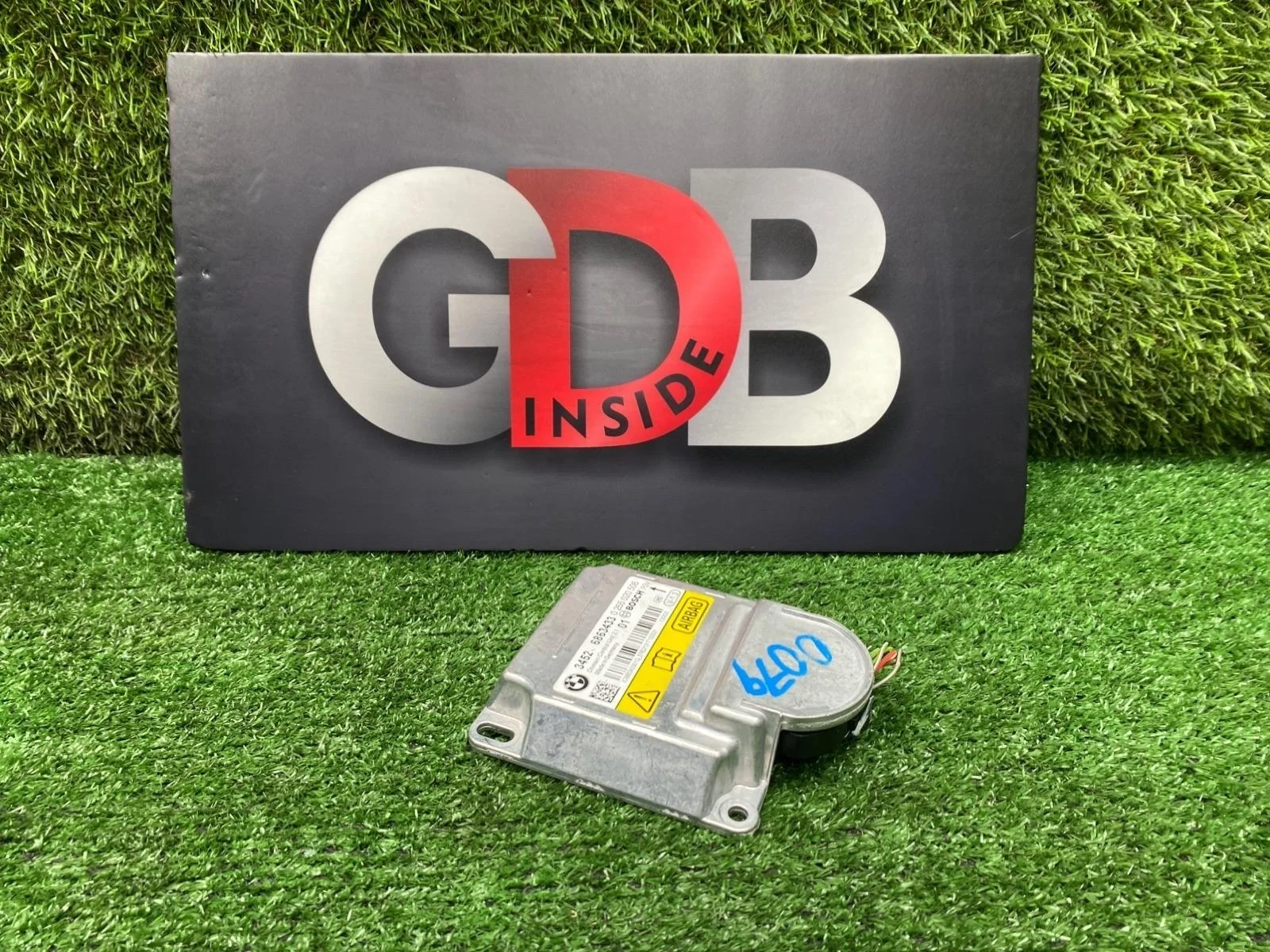 Блок управления airbag BMW 1 series 28.06.2013 34526863433 F20 N13B16A