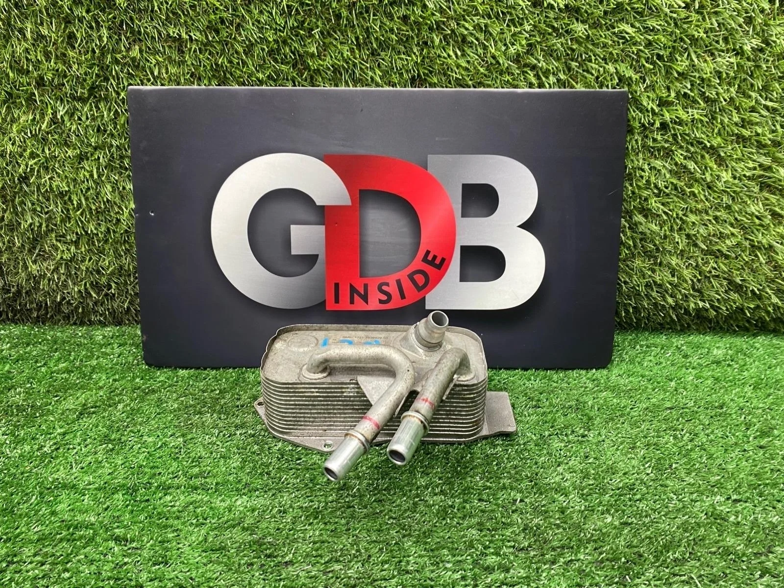 Теплообменник BMW 3 series 22.08.2007 17217536929 E92 N54B30A