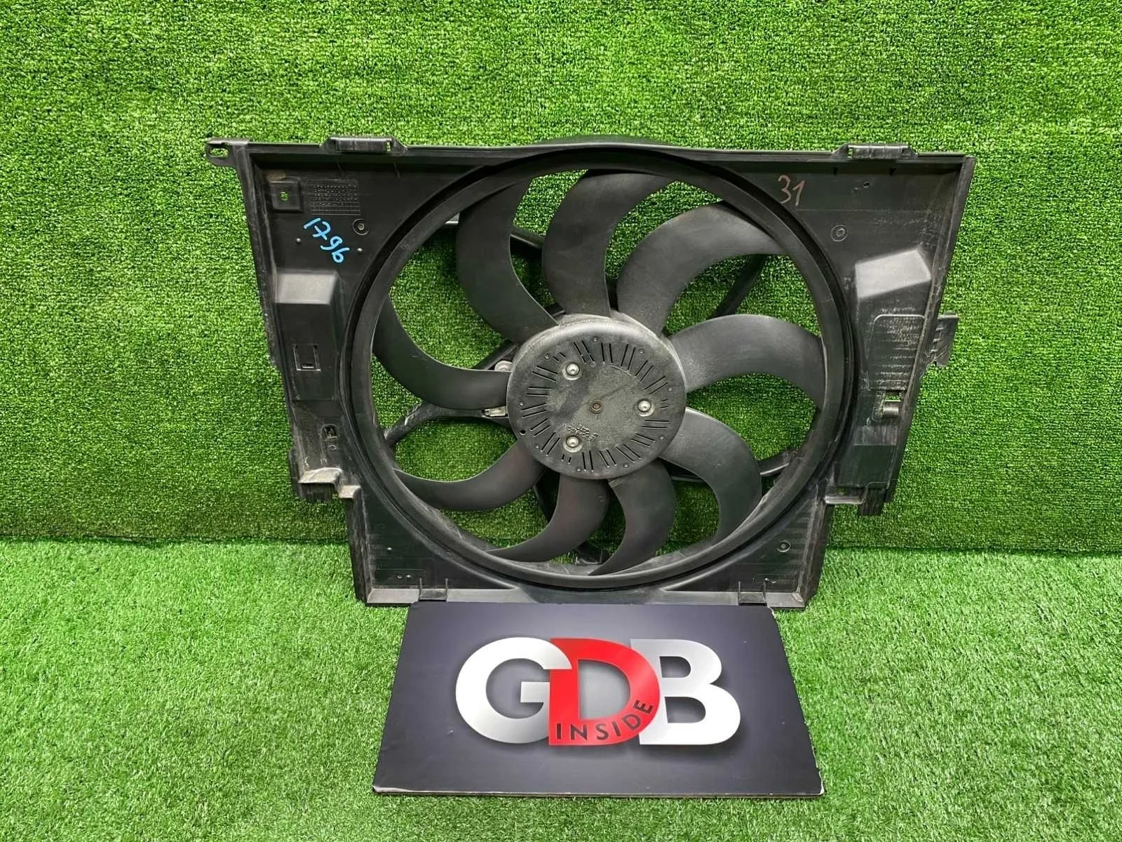 Вентилятор радиатора BMW 3 series 30.10.2015 17428641963 F30 N47D20C