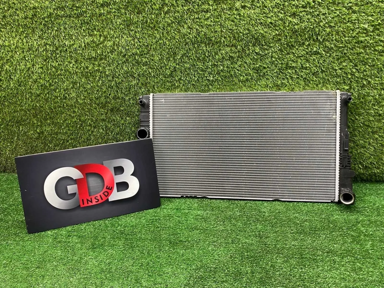 Радиатор ДВС BMW 1 series 31.07.2015 17118672104 F20 B38B15A