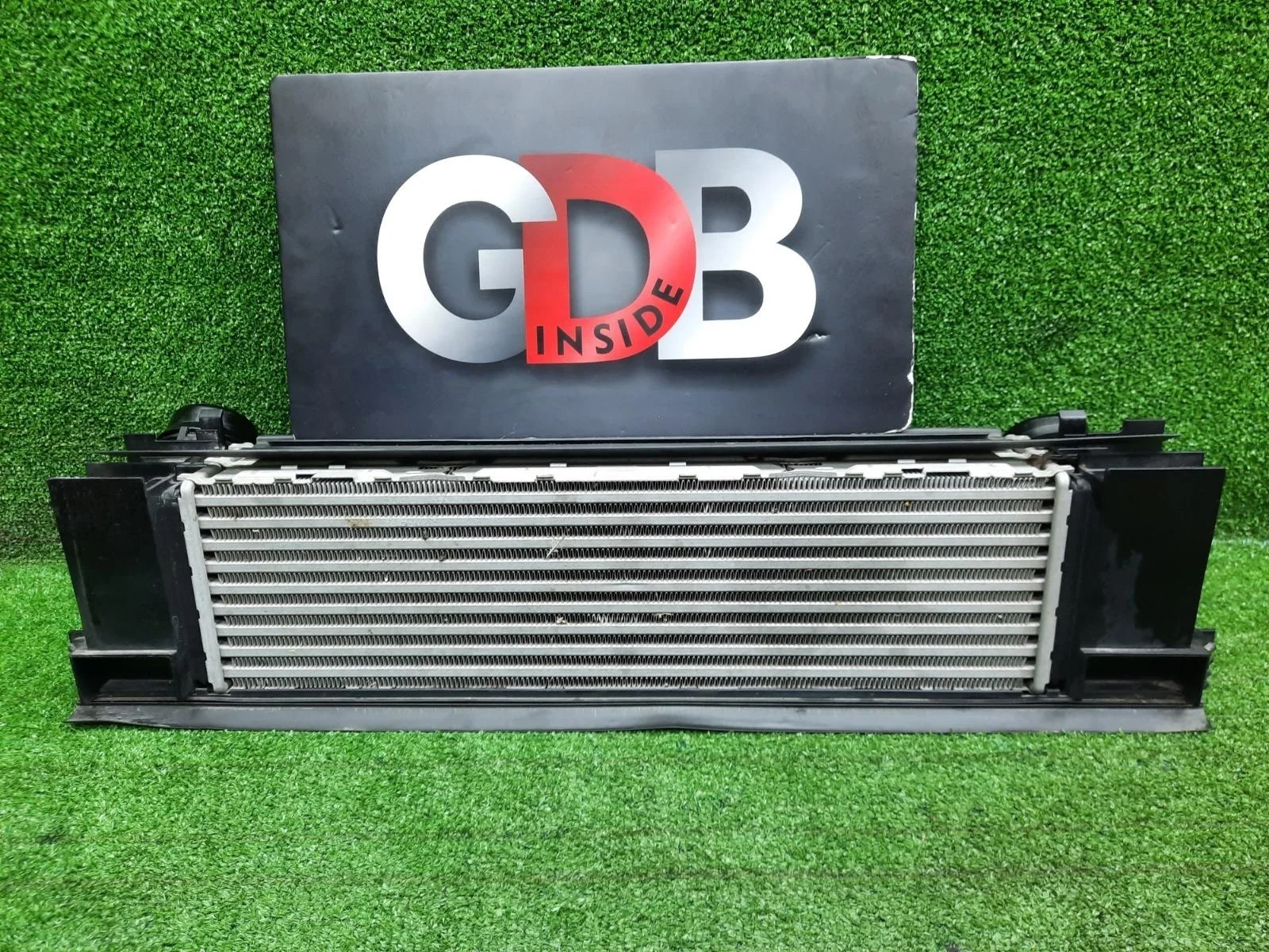 Интеркулер BMW 1 series 22.09.2012 17517600530 F20 N13B16A, передний