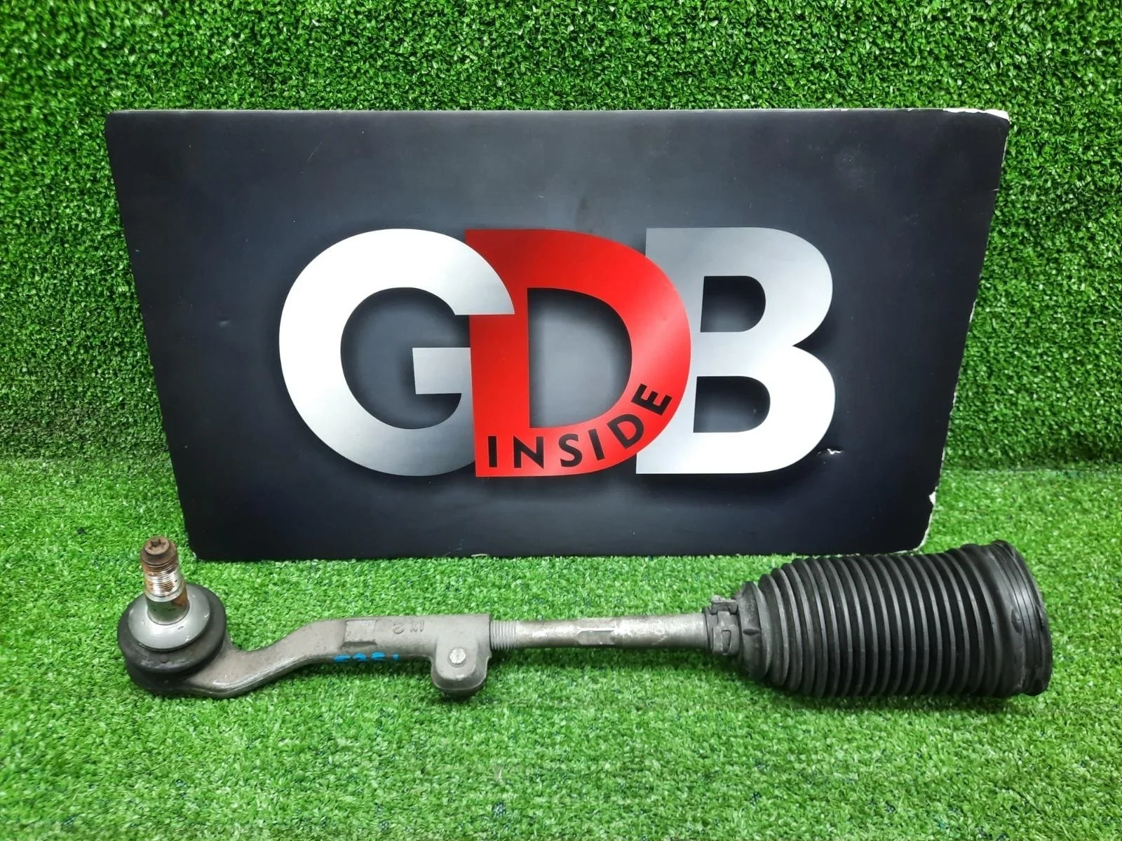 Наконечник рулевой тяги BMW 1 series 22.09.2012 32106799960 F20 N13B16A, передний левый