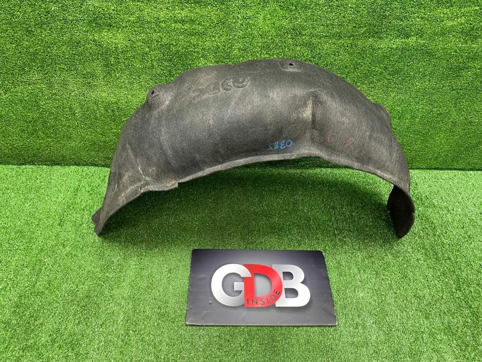 Подкрылок BMW 3 series 04.11.2009 51717059382 E90 N46B20B, задний правый