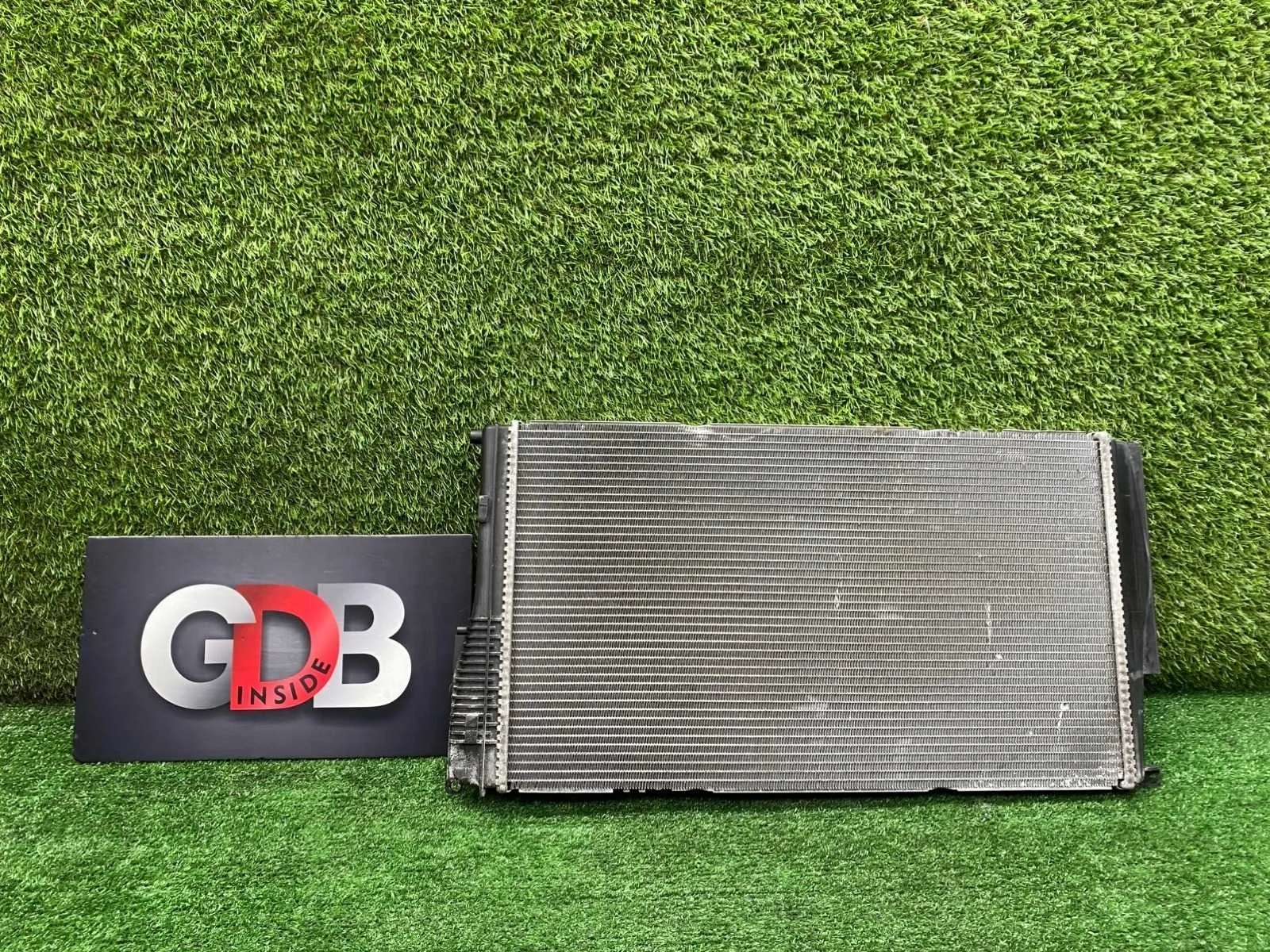 Радиатор ДВС BMW 1 series 28.06.2013 17118672102 F20 N13B16A, передний