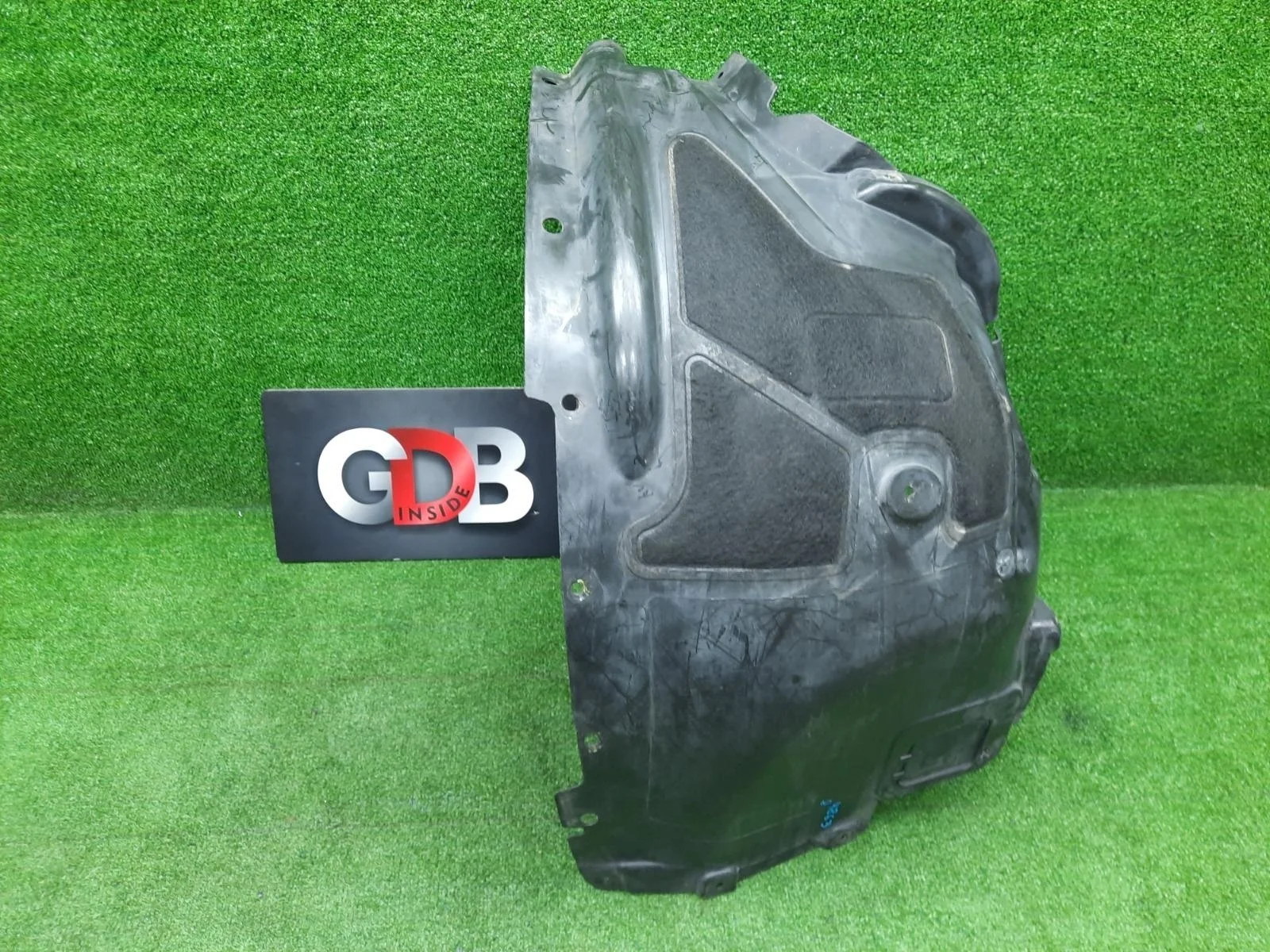 Подкрылок BMW X5 10.07.2015 51717325616 F15 N57D30A, передний правый