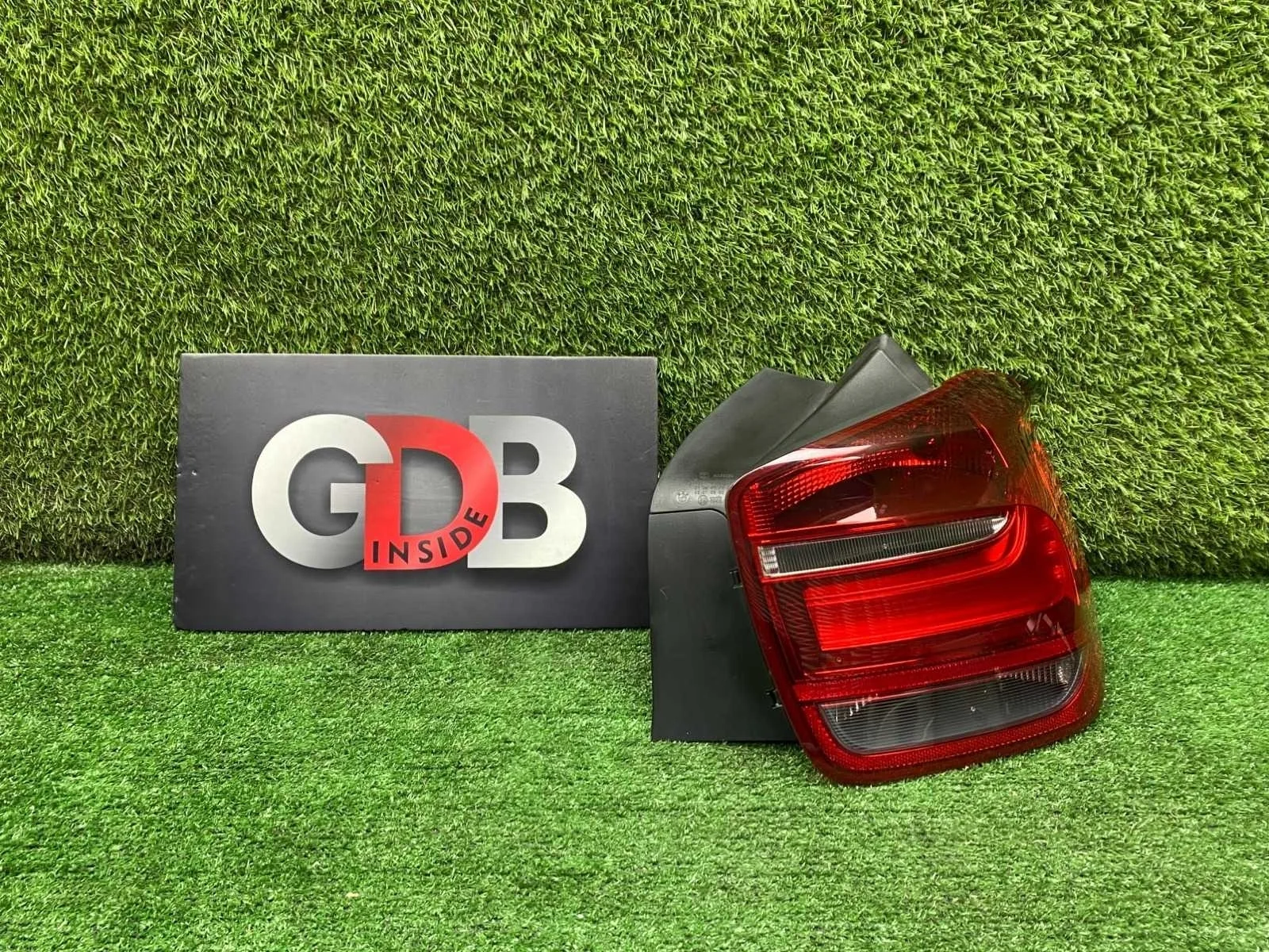 Фонарь BMW 1 series 28.06.2013 63217241544 F20 N13B16A, задний правый